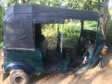 https://riyasewana.com/uploads/bajaj-re-205-57183224141.jpg
