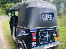 https://riyasewana.com/uploads/bajaj-re-205-57440922793.jpg