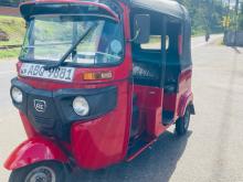 Bajaj RE 205 2018 Three Wheel