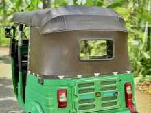 https://riyasewana.com/uploads/bajaj-re-205-611574622223.jpg