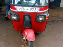 Bajaj RE 205 2012 Three Wheel