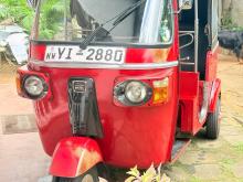 Bajaj RE 205 2011 Three Wheel