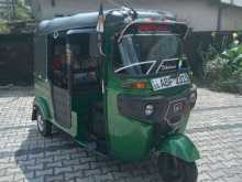 Bajaj RE 205 2015 Three Wheel