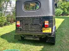 https://riyasewana.com/uploads/bajaj-re-205-6935564142.jpg