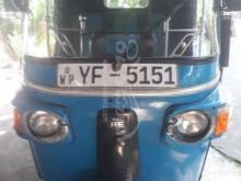 Bajaj RE 205 2011 Three Wheel