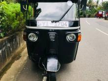 Bajaj RE 205 2010 Three Wheel