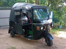 Bajaj RE 205 2013 Three Wheel