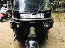 Bajaj Re 205 2011 Three Wheel