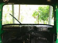 https://riyasewana.com/uploads/bajaj-re-205-8153756479359.jpg