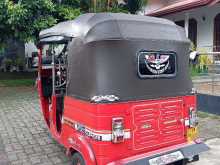 https://riyasewana.com/uploads/bajaj-re-205-81634364212.jpg