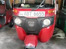 Bajaj RE 205 2018 Three Wheel