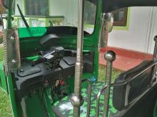 https://riyasewana.com/uploads/bajaj-re-205-819344117056.jpg