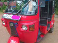 Bajaj RE 205 2010 Three Wheel