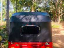 https://riyasewana.com/uploads/bajaj-re-205-8548545003.jpg