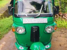 Bajaj RE 205 2012 Three Wheel