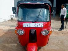 Bajaj RE 205 2012 Three Wheel
