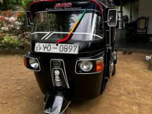Bajaj RE 205 2011 Three Wheel