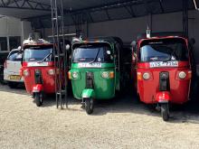 Bajaj RE 205 2011 Three Wheel