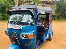 Bajaj RE 205 2011 Three Wheel