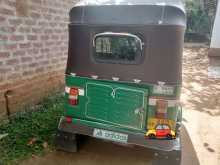 https://riyasewana.com/uploads/bajaj-re-205-91400324532.jpg