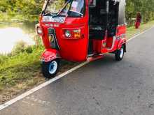 Bajaj RE 205 2010 Three Wheel