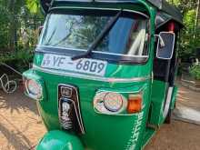 Bajaj RE 205 2011 Three Wheel