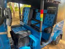 https://riyasewana.com/uploads/bajaj-re-205cc-2013-3019204512193.jpg