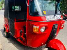 https://riyasewana.com/uploads/bajaj-re-206-182141264622.jpg