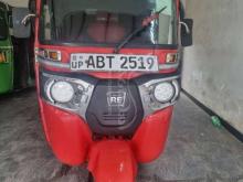 Bajaj RE 2019 Three Wheel
