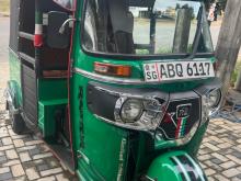 Bajaj RE 2017 Three Wheel