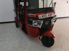 Bajaj RE 2018 Three Wheel