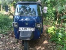 Bajaj RE 2013 Three Wheel