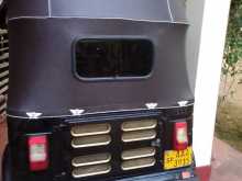 https://riyasewana.com/uploads/bajaj-re-21748384262.jpg