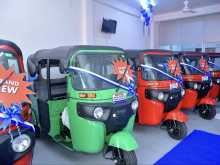 Bajaj Re 2025 Three Wheel