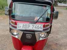 Bajaj RE 2017 Three Wheel