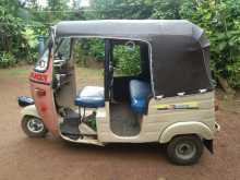 https://riyasewana.com/uploads/bajaj-re-241632384433.jpg