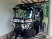 https://riyasewana.com/uploads/bajaj-re-2595056414116.jpg