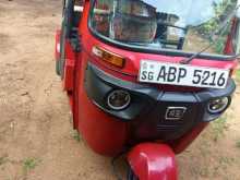 Bajaj RE 2017 Three Wheel