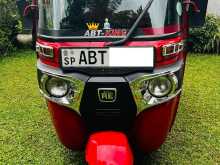 Bajaj RE 2019 Three Wheel