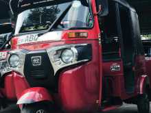 Bajaj Re 2017 Three Wheel