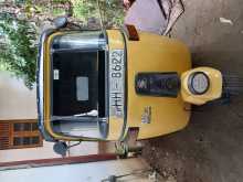 Bajaj Re 2002 Three Wheel