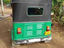 https://riyasewana.com/uploads/bajaj-re-281800364102.jpg