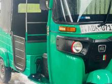 https://riyasewana.com/uploads/bajaj-re-281903216544.jpg