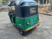 https://riyasewana.com/uploads/bajaj-re-281904396984.jpg