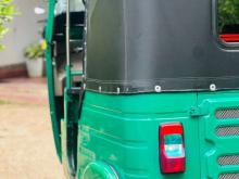 https://riyasewana.com/uploads/bajaj-re-281904496262.jpg