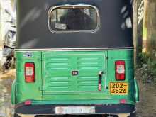 https://riyasewana.com/uploads/bajaj-re-2915031822092.jpg