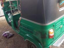 https://riyasewana.com/uploads/bajaj-re-292357466504.jpg