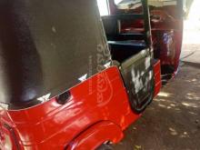 https://riyasewana.com/uploads/bajaj-re-2stork-29171629674533.jpg
