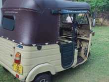 https://riyasewana.com/uploads/bajaj-re-2stroke-2005-2321525112964.jpg