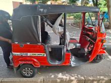 https://riyasewana.com/uploads/bajaj-re-3021004717136.jpg